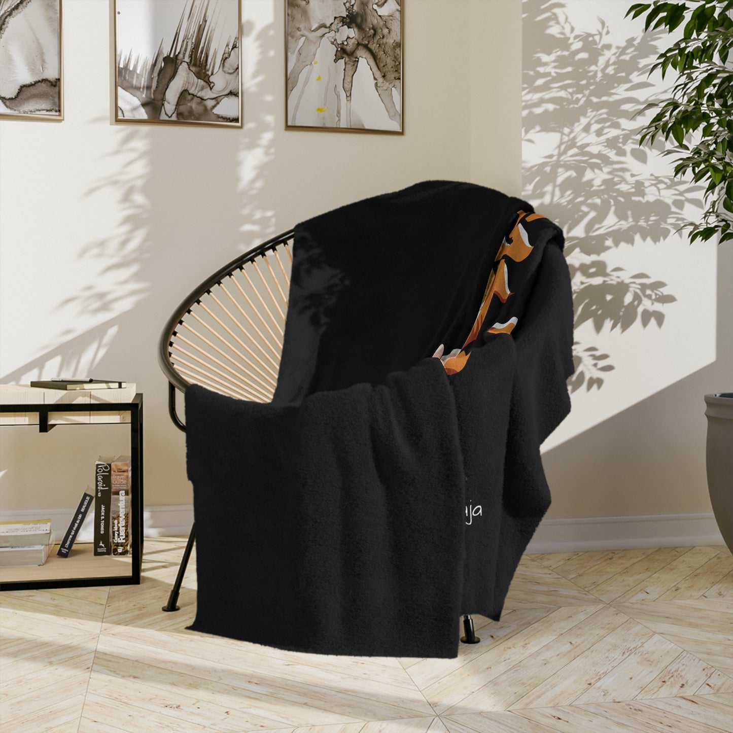 Saja & Joke Ball - Yeou Form - Velveteen Microfiber Blanket